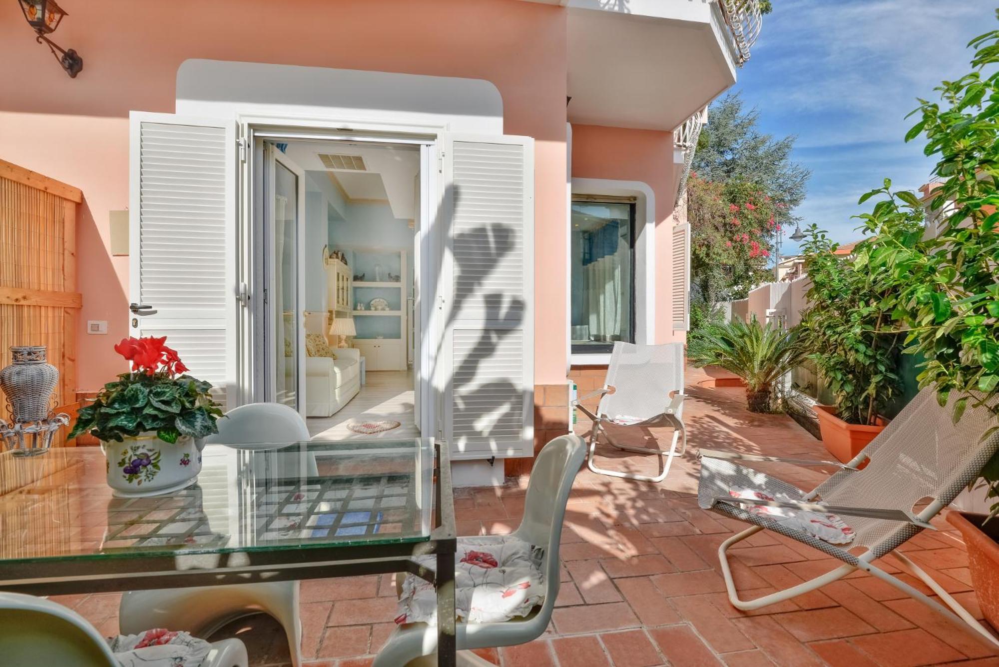 La Bouganville Holiday House Агрополи Екстериор снимка